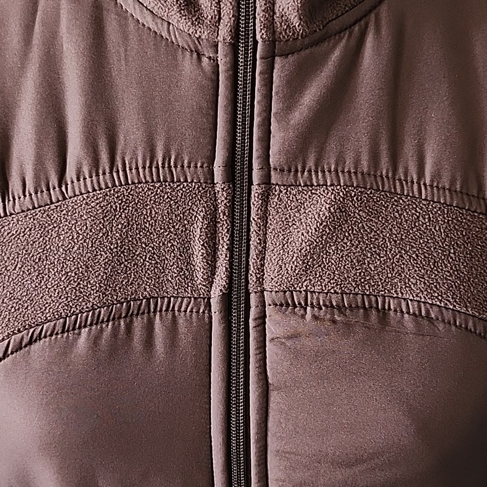 Tek Gear brown zip front vest with fleece trim - Picture 4 of 12